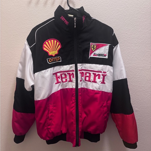 Formula 1 Ferrari Black Quilted Jacket with Yellow Tag - Picture 4 of 11